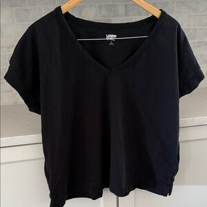 Lands' End Women's Size 14-16 
Classic Black V-Neck Short Sleeve Cotton Tee